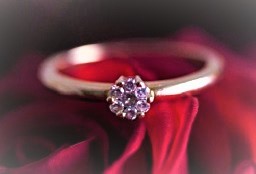 diamond-ring-0512.jpg